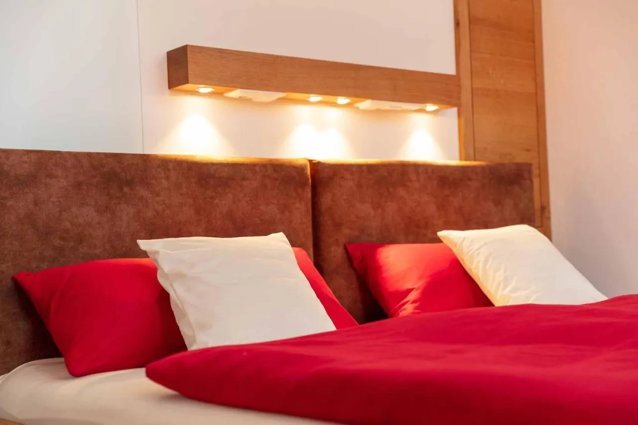 Hotel Garni Zum Schwan Waldmuenchen Germany
