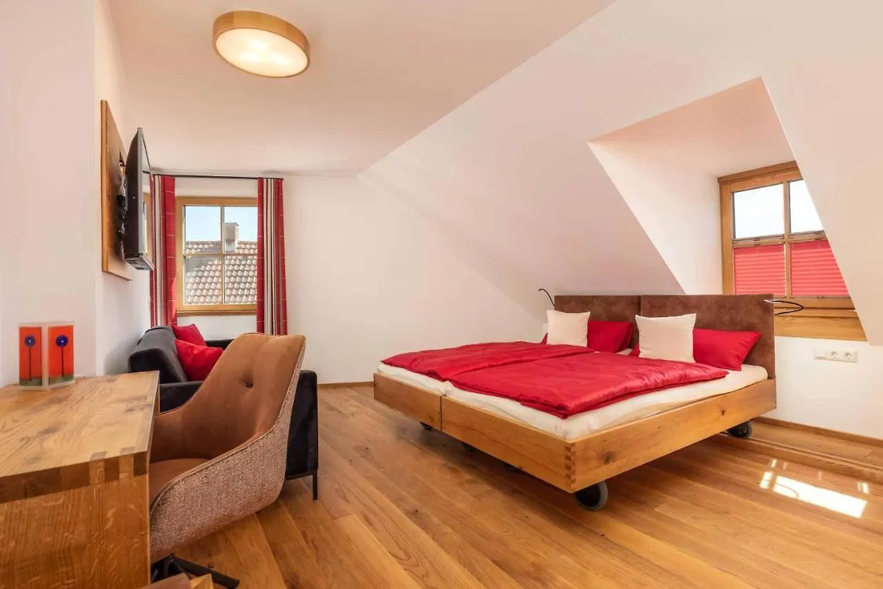 Hotel Garni Zum Schwan Waldmuenchen Germany